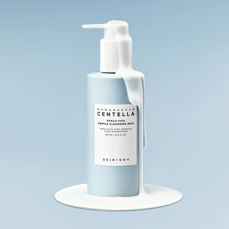 Madagascar Centella Hyalu-Cica Gentle Cleansing Milk